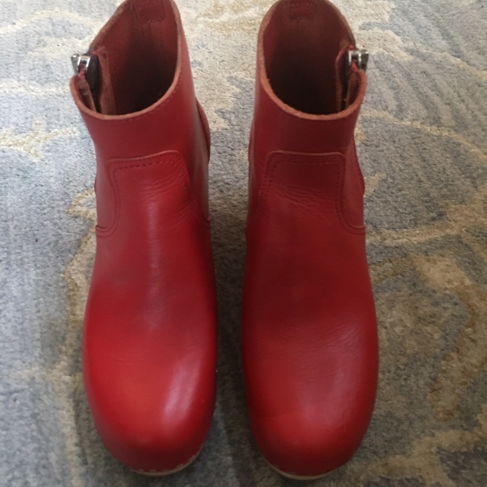 Swedish Hasbeens clogs